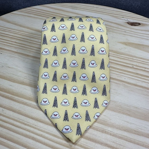 VINEYARD VINES Silk Men's Tie Custom Collection Necktie American Energy Partners - Picture 1 of 7